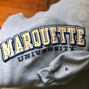 VINTAGE MARQUETTE CHAMPION GRAY SWEATSHIRT